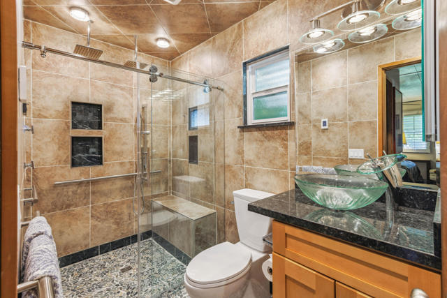 1128 Via Grande, Cathedral City CA: https://media.crmls.org/mediaz/725ffcdd-0e7d-491b-be4a-1273dfe63dbd.jpg