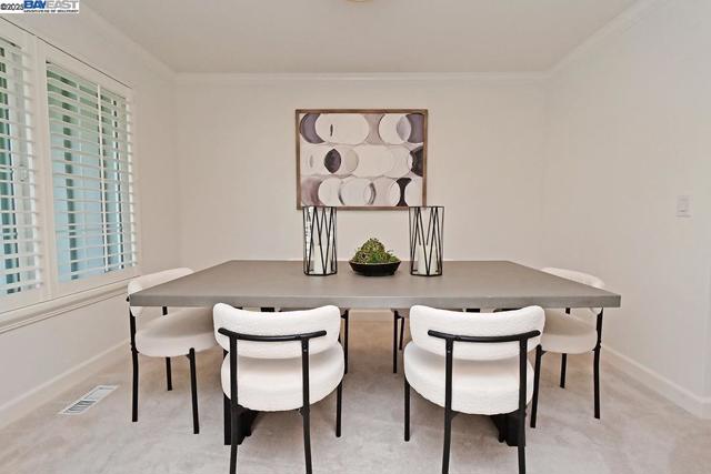573 Junipero St, Pleasanton CA: https://media.crmls.org/mediaz/7260c109-5279-4a6e-9840-12121def3aeb.jpg