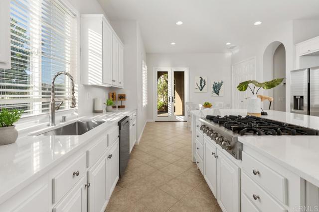 Detail Gallery Image 29 of 58 For 6647 Thrasher Pl, Carlsbad,  CA 92011 - 5 Beds | 4/1 Baths