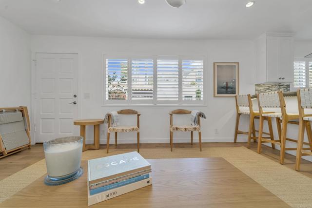 Detail Gallery Image 5 of 32 For 2175 South Coast Hwy #7,  Laguna Beach,  CA 92651 - 1 Beds | 1/1 Baths