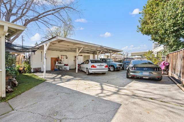 317 Perrymont Avenue, San Jose CA: https://media.crmls.org/mediaz/72611cf5-58d8-47ae-adc5-cbf5a8be171c.jpg
