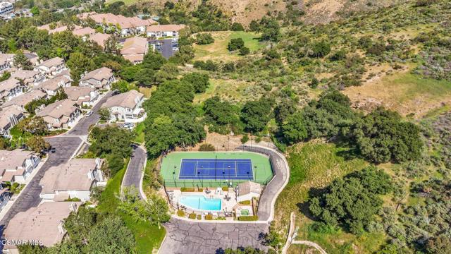 30972 Minute Man Way, Westlake Village CA: https://media.crmls.org/mediaz/72620152-69d9-4901-b940-a27764159a98.jpg