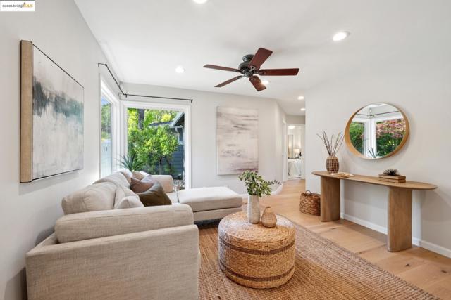 184 Lombardy Ln, Orinda CA: https://media.crmls.org/mediaz/72621eb2-e77c-441a-9830-3636b5e81f3b.jpg