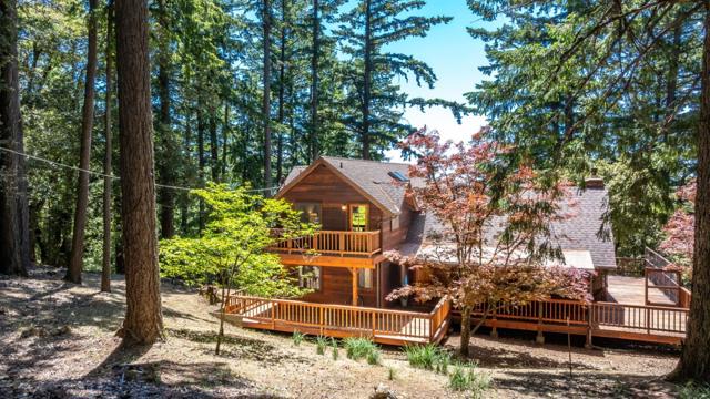 12338 First Fork Road, Los Gatos CA: https://media.crmls.org/mediaz/726336a0-19ff-40ea-8469-50e6937623ec.jpg