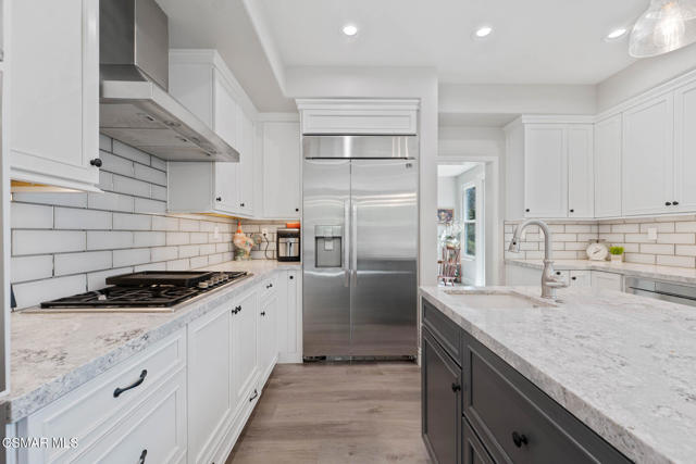 4126 Sterlingview Drive, Moorpark CA: https://media.crmls.org/mediaz/72638034-60e3-4b92-8124-b9e0d9d90d36.jpg