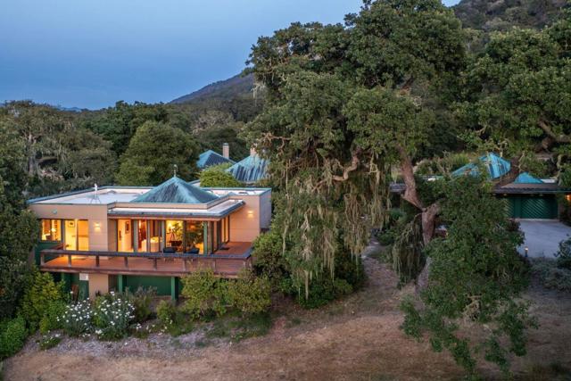 33732 E Carmel Valley Road, Carmel Valley CA: https://media.crmls.org/mediaz/72638a4a-05d5-4e4b-b83a-c105987caa7d.jpg