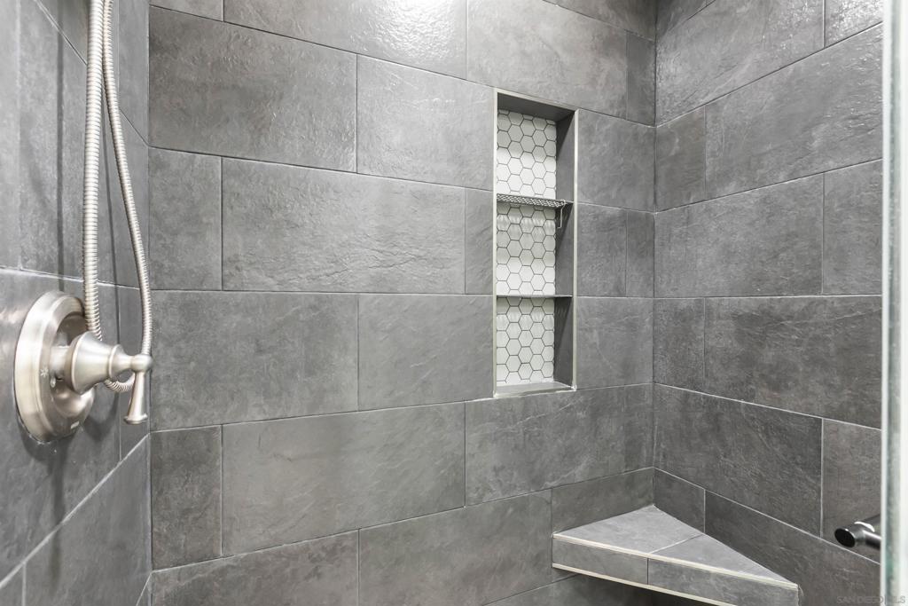 MLS #250042951SD image #14