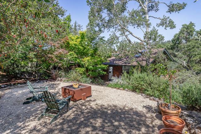 300 Cervantes Road, Portola Valley CA: https://media.crmls.org/mediaz/72647a33-95b4-4950-9f20-8dbb6bbf3479.jpg