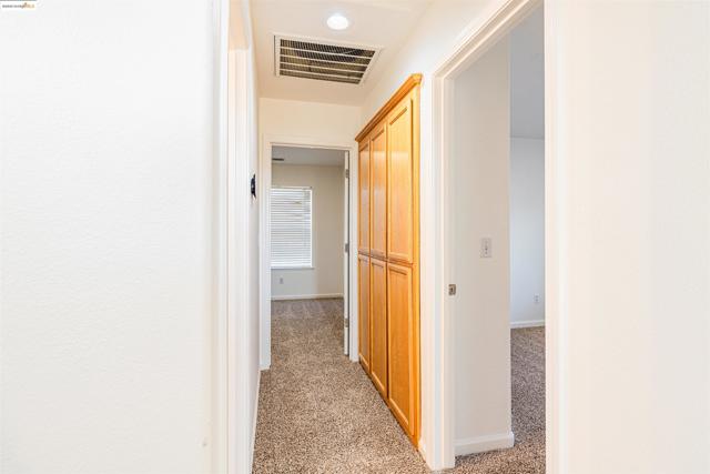 5425 Spur St, Riverbank CA: https://media.crmls.org/mediaz/7264cc5a-de39-433d-82a9-7d7739535c26.jpg