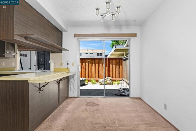 2571 Twin Creeks Dr, San Ramon CA: https://media.crmls.org/mediaz/7264f27d-a5be-4332-80e1-f29da570bff6.jpg