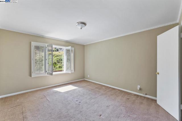 69 Mar Vista Drive, Daly City, California 94014, 3 Bedrooms Bedrooms, ,1 BathroomBathrooms,Single Family Residence,For Sale,Mar Vista Drive,41060412