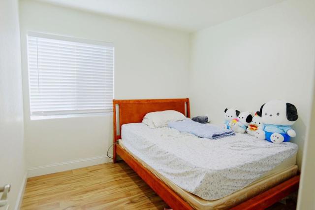 1381 Taper Court, San Jose CA: https://media.crmls.org/mediaz/72661d0f-3318-4288-af3e-f3083a3dfdf6.jpg