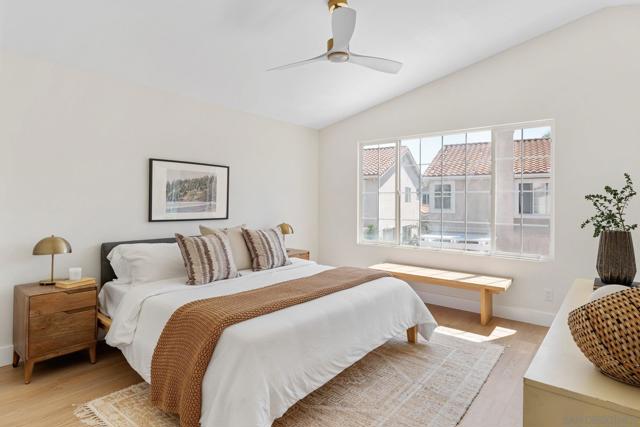 9471 Compass Point Dr S, San Diego CA: https://media.crmls.org/mediaz/726639c0-7278-4630-a0bc-4be74b7b0446.jpg