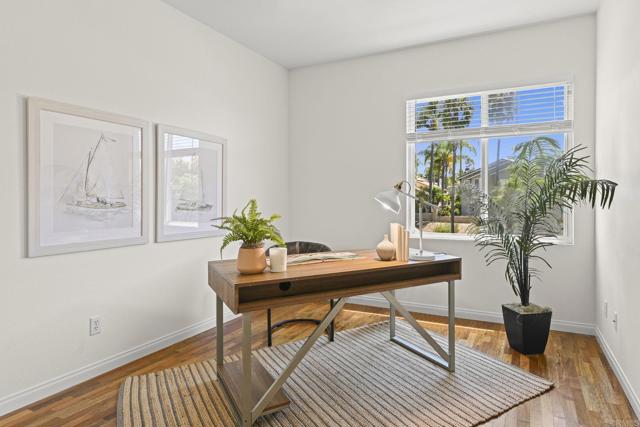 Detail Gallery Image 20 of 38 For 6084 Citracado Cir, Carlsbad,  CA 92009 - 3 Beds | 2/1 Baths