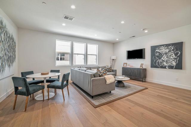 5609 Linen Court, San Ramon CA: https://media.crmls.org/mediaz/7266c392-5b20-4960-bd70-6a3c659f1eaf.jpg