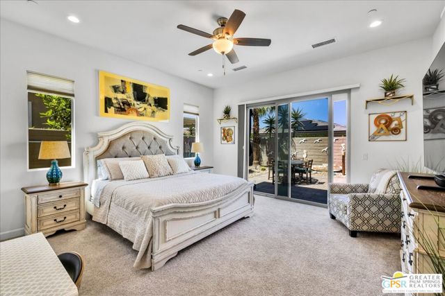 39 Barolo, Rancho Mirage CA: https://media.crmls.org/mediaz/72670d02-87c4-4baf-b404-d6add1e04bf2.jpg