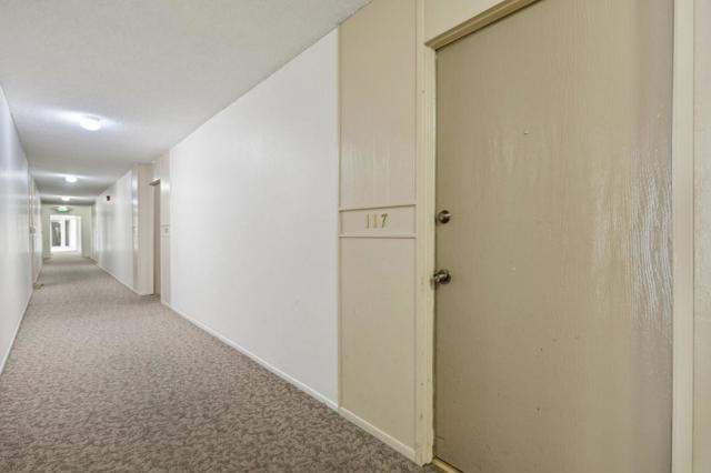 1550 Frontera Way, Millbrae CA: https://media.crmls.org/mediaz/7269739d-f36e-4747-8155-4145a8d36282.jpg