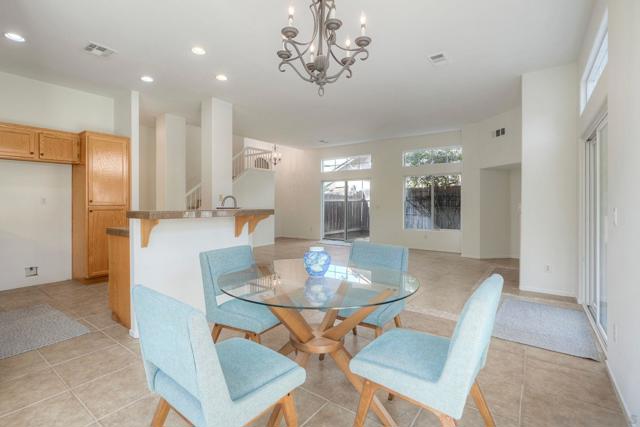 29711 Williams Valley Ct, Escondido CA: https://media.crmls.org/mediaz/72697450-17cf-4398-a798-0669a959d920.jpg