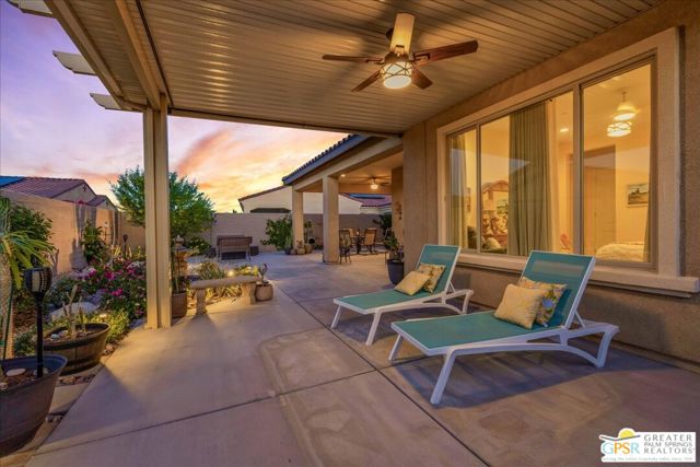 28 Chablis, Rancho Mirage CA: https://media.crmls.org/mediaz/726a0ddd-1fa9-470f-9e69-a773b495b46c.jpg