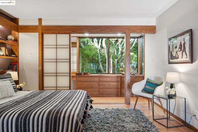 7046 Cutting Blvd, El Cerrito CA: https://media.crmls.org/mediaz/726a7e88-f85a-49ec-8253-1a385f58a227.jpg