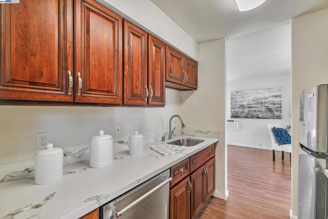 38627 Cherry Ln, Fremont CA: https://media.crmls.org/mediaz/726c0687-95a1-44f1-80a3-81012a0ac5cd.jpg