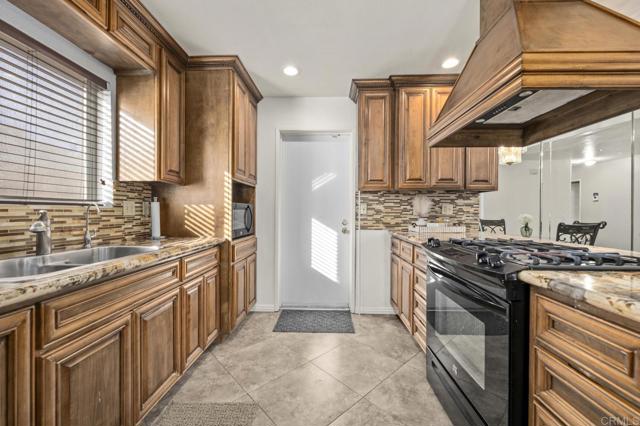 Detail Gallery Image 6 of 39 For 158 Eunice Cir, Blythe,  CA 92225 - 3 Beds | 2 Baths