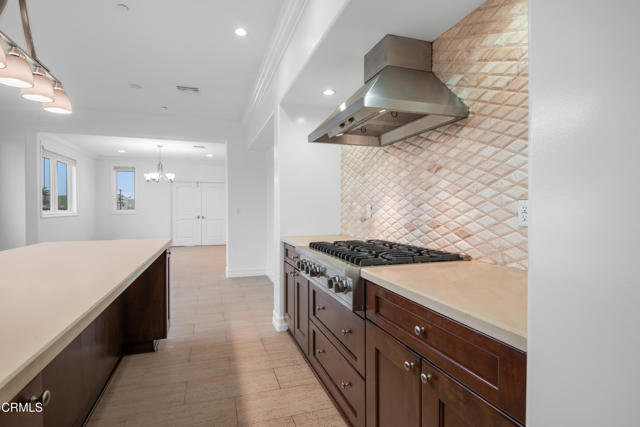 Detail Gallery Image 15 of 45 For 11961 Darlington Ave #3,  Los Angeles,  CA 90049 - 4 Beds | 3 Baths