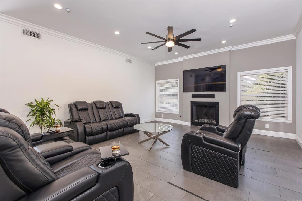 726Cbc1C 5A13 4261 99D3 8A8Ad018D161 1976 Lendee Drive, Escondido, Ca 92025 &Lt;Span Style='BackgroundColor:transparent;Padding:0Px;'&Gt; &Lt;Small&Gt; &Lt;I&Gt; &Lt;/I&Gt; &Lt;/Small&Gt;&Lt;/Span&Gt;