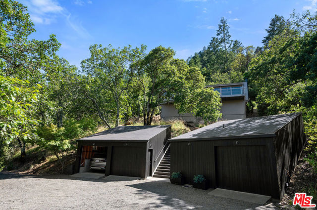 351 Wall Road, Napa CA: https://media.crmls.org/mediaz/726cbcb5-84d0-468d-8f69-b9219fc3bd2b.jpg