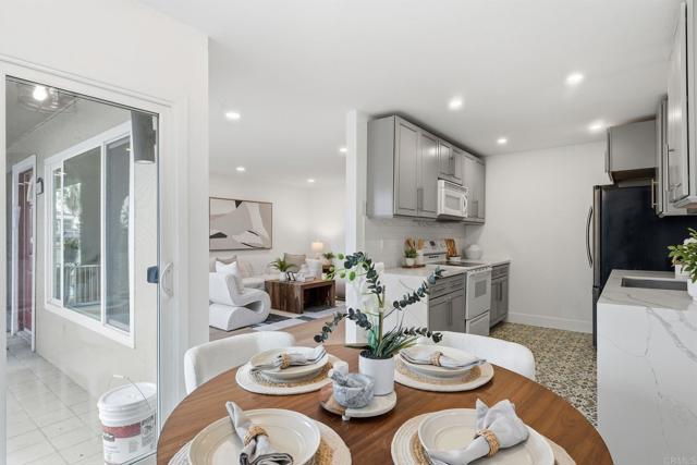 Detail Gallery Image 14 of 34 For 1420 Hilltop Dr #403,  Chula Vista,  CA 91911 - 2 Beds | 2 Baths