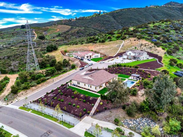 21992 Wilgen Rd, Escondido CA: https://media.crmls.org/mediaz/726fa530-e556-479b-ad8b-43f2b222cc48.jpg