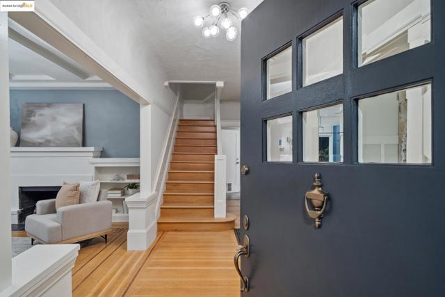 321 Glendale Ave., Oakland CA: https://media.crmls.org/mediaz/727189ab-f5d1-4cf6-940c-17088ef09003.jpg