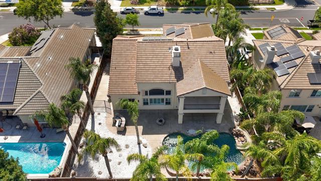 2132 Gold Poppy St, Brentwood CA: https://media.crmls.org/mediaz/72723bef-929e-4791-b9b9-a95beba8d565.jpg