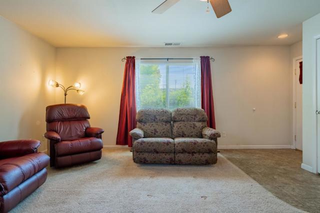 151153 N Shasta Street, Willows CA: https://media.crmls.org/mediaz/7272be69-b90f-4208-b950-0f61b2882757.jpg