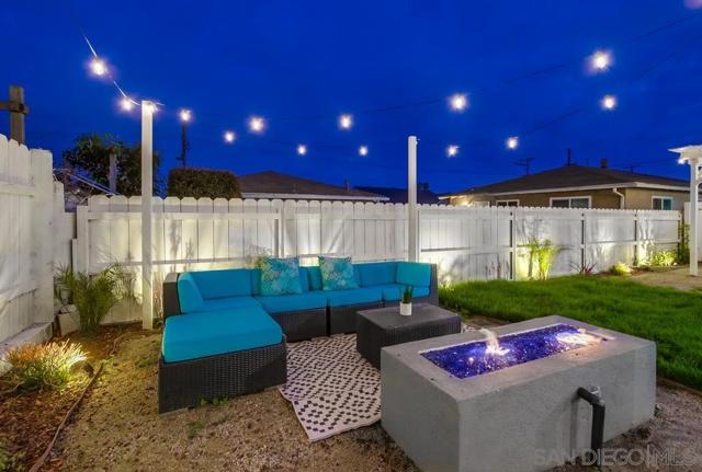 3122 Newell St, San Diego CA: https://media.crmls.org/mediaz/7272ea54-e3a6-49b1-9dac-e3cd63827242.jpg