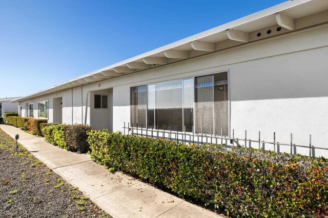 3875 Vista Campana, Oceanside CA: https://media.crmls.org/mediaz/72730d79-042c-406e-8a77-b46f986f7da0.jpg