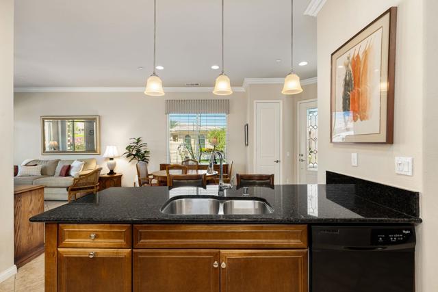 39007 Camino Orquesta, Indio CA: https://media.crmls.org/mediaz/7273bc44-284a-486d-a673-371377edbc70.jpg