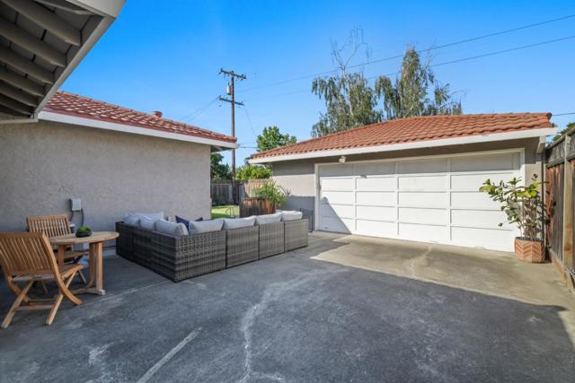 2830 Julio Avenue, San Jose CA: https://media.crmls.org/mediaz/72742ab6-f515-4333-a542-90b509d54d63.jpg
