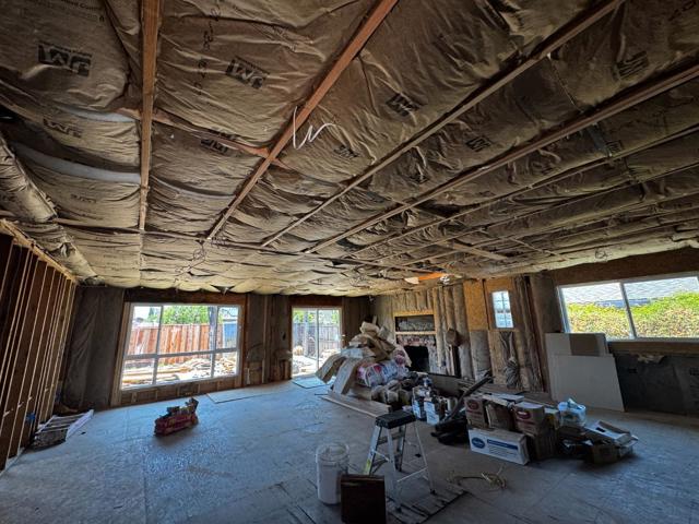 3250 Sylvan Drive, San Jose CA: https://media.crmls.org/mediaz/72758130-95cf-4201-ab7b-75e4cb8bd3a0.jpg