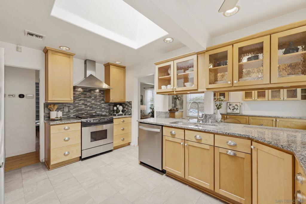 4689 60th Street - photo 15