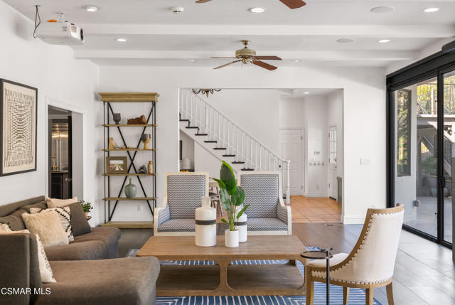 6144 1/4 Chesebro Road, Agoura Hills CA: https://media.crmls.org/mediaz/7276bcf1-1fb3-4ede-8384-26c67c69d59c.jpg