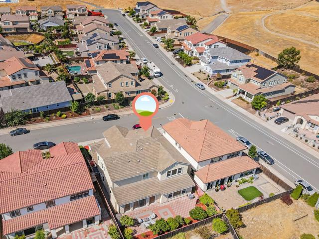 4005 Sarasta Bay Dr, Pittsburg CA: https://media.crmls.org/mediaz/7276c3e0-f3e9-4c6a-8708-c7227887f26b.jpg