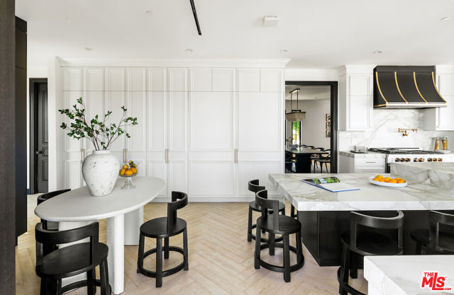 Drew Fenton | 10932 Savona Road Los Angeles CA | MLS: 7216618