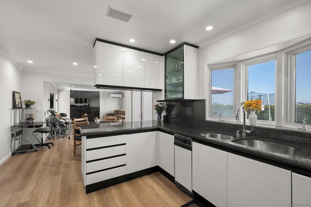 1151 Catalina Boulevard - photo 17