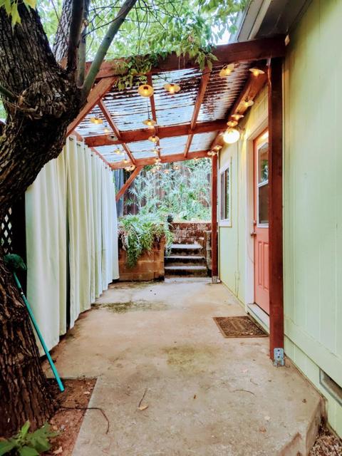 135 Brewery Lane, Auburn CA: https://media.crmls.org/mediaz/7278fbc9-903b-4e10-b3e9-138db6b794c7.jpg