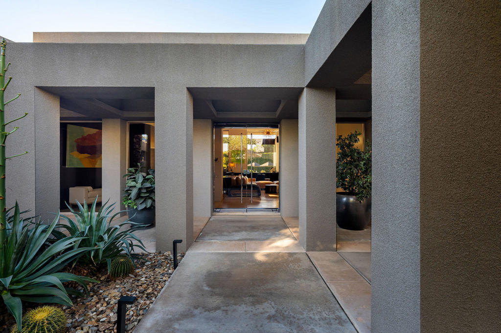 MLS #219139292DA image #3