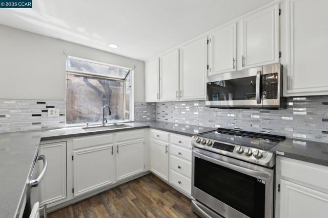 4464 Pampas Cir, Antioch CA: https://media.crmls.org/mediaz/727af7f2-7ca9-44c0-9db0-1ecc679fcda2.jpg