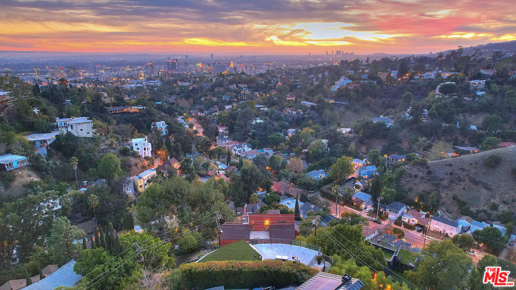 2546 Canyon Oak Drive, Los Angeles, CA 90068
