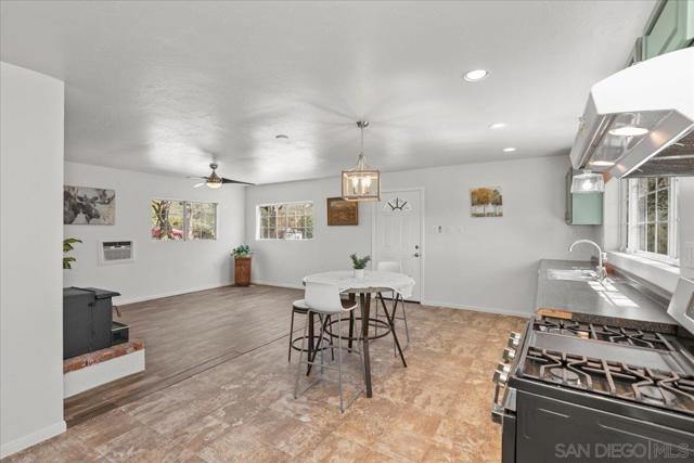 12220 Rebel Wind Rd, Descanso CA: https://media.crmls.org/mediaz/727d9acf-5378-484e-86d7-3a56092e22ef.jpg