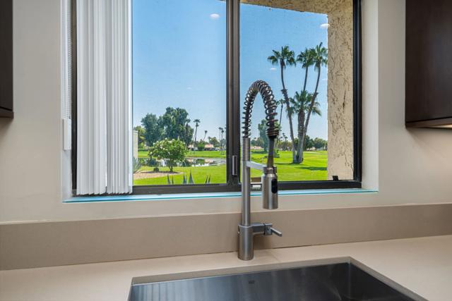 34890 Mission Hills Drive, Rancho Mirage CA: https://media.crmls.org/mediaz/727eda2d-3970-4c60-85d7-2f588ffde3d4.jpg